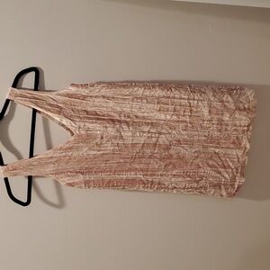 Gorgeous Apricot colored velvet shift dress size 0 EUC with back zip